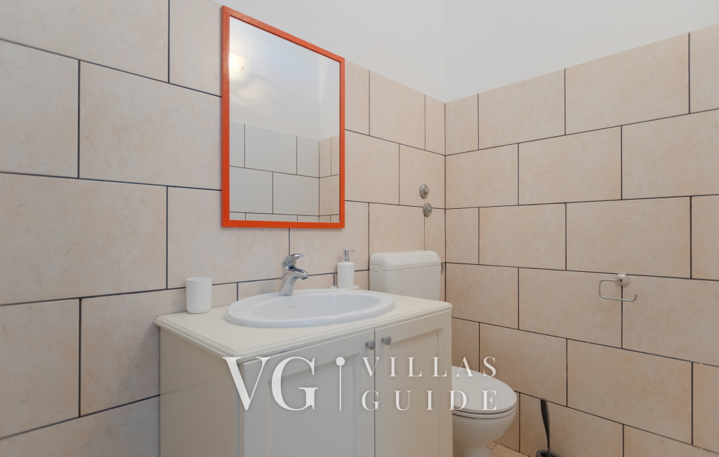 Villa Kate - Pazin Guest toilet
