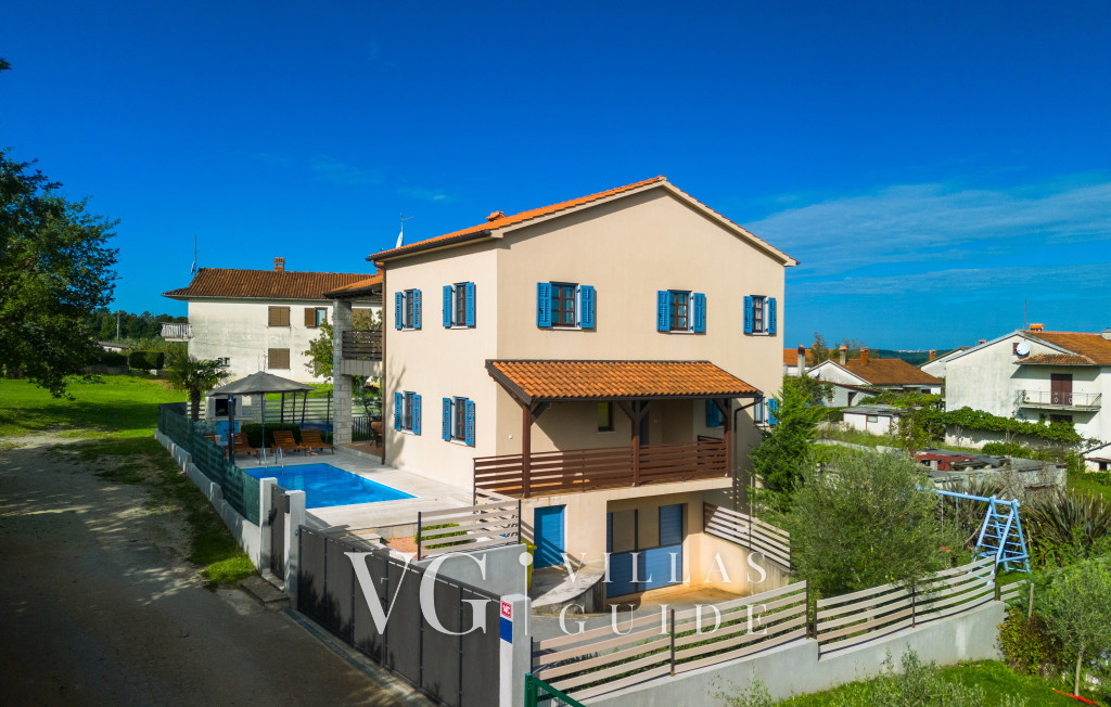 Villa Kate - Pazin Garden and property exterior