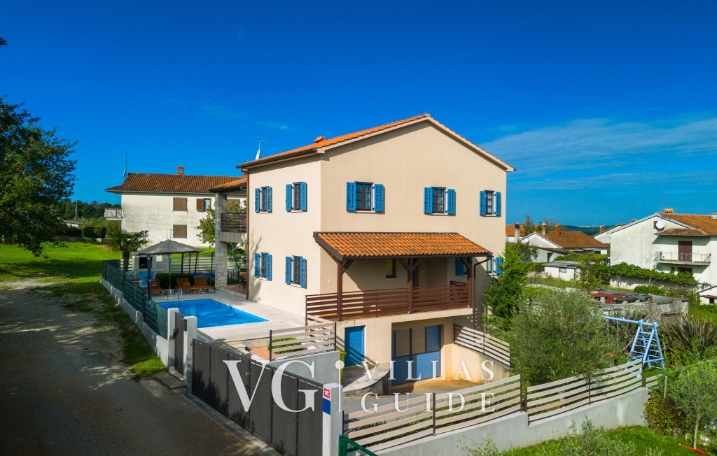 Villa Kate - Pazin Garden and property exterior