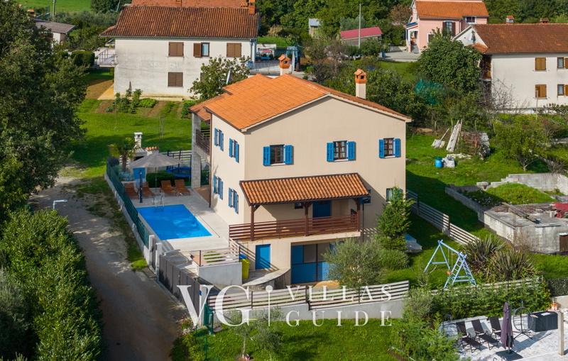 Villa Kate - Pazin Garden and property exterior