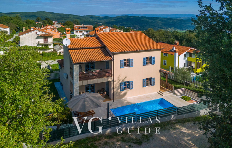 Villa Kate - Pazin Garden and property exterior