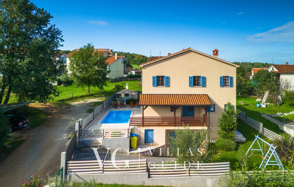 Villa Kate - Pazin Dvorište i vanjski dio objekta