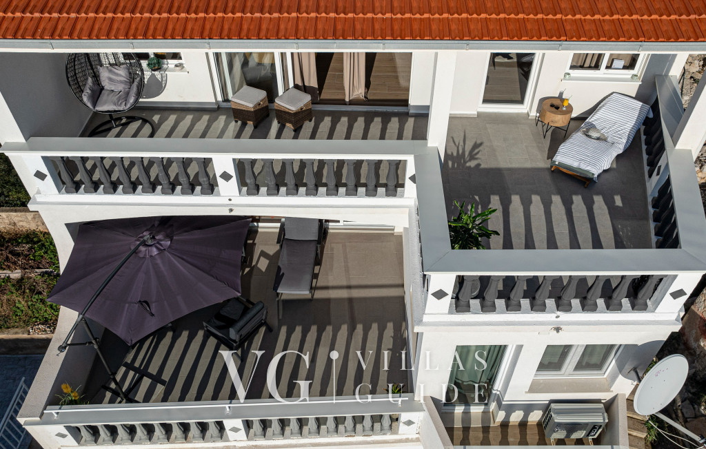 Apartman President Garden and property exterior