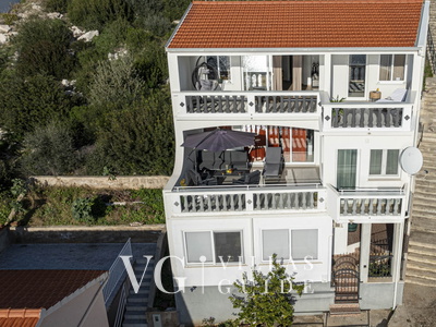 Apartman President Garden and property exterior