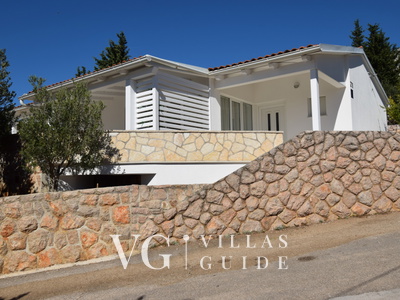 Ferienhaus Katarina Garten und Außenbereich