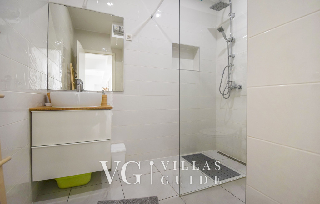 Ferienhaus Katarina Badezimmer