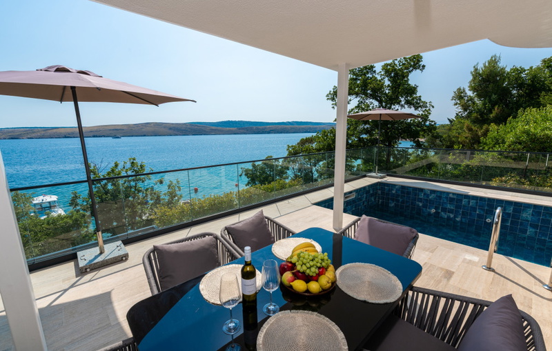 Villa Palazzo Emanuel with pool&whirpool&sauna