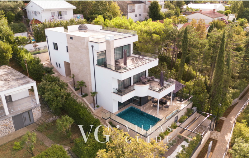 Villa Palazzo Emanuel with pool&whirpool&sauna Garten und Außenbereich