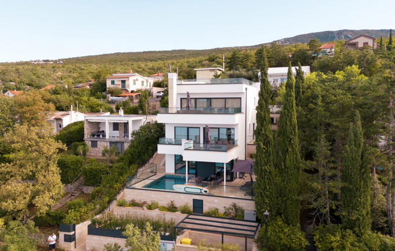 Villa Palazzo Emanuel with pool&whirpool&sauna