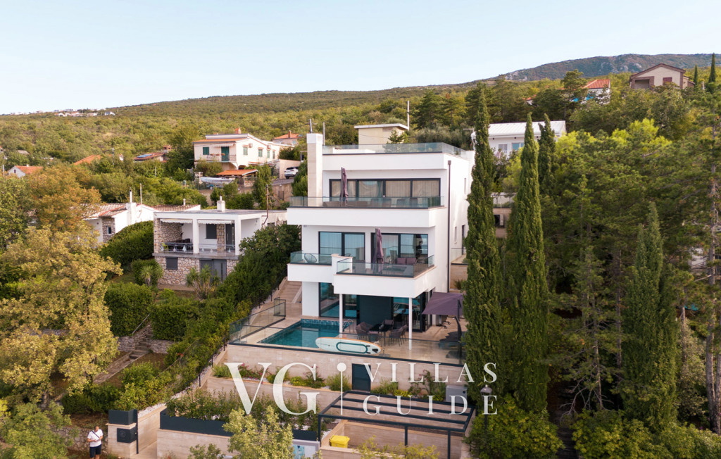 Villa Palazzo Emanuel with pool&whirpool&sauna Garten und Außenbereich