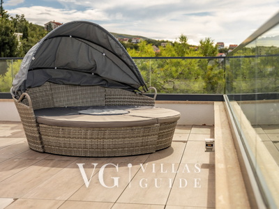 Villa Palazzo Emanuel with pool&whirpool&sauna Garten und Außenbereich