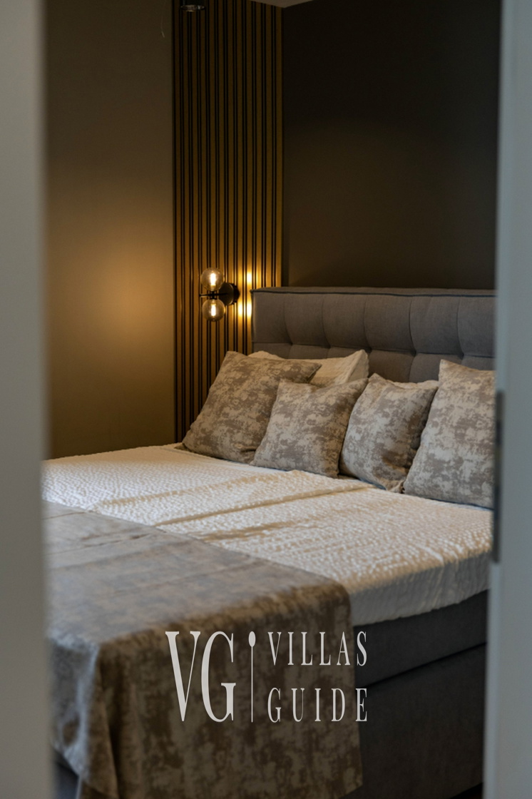 Villa Palazzo Emanuel with pool&whirpool&sauna Camera da letto