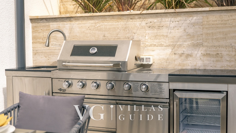 Villa Palazzo Emanuel with pool&whirpool&sauna