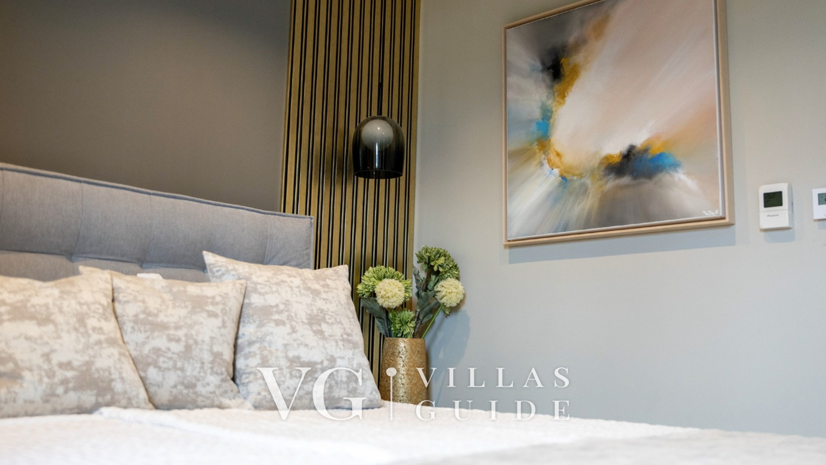 Villa Palazzo Emanuel with pool&whirpool&sauna Camera da letto