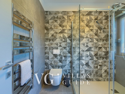 Villa Maruge Bathroom