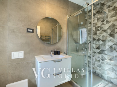 Villa Maruge Bathroom