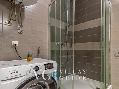 Villa Cissana Bathroom