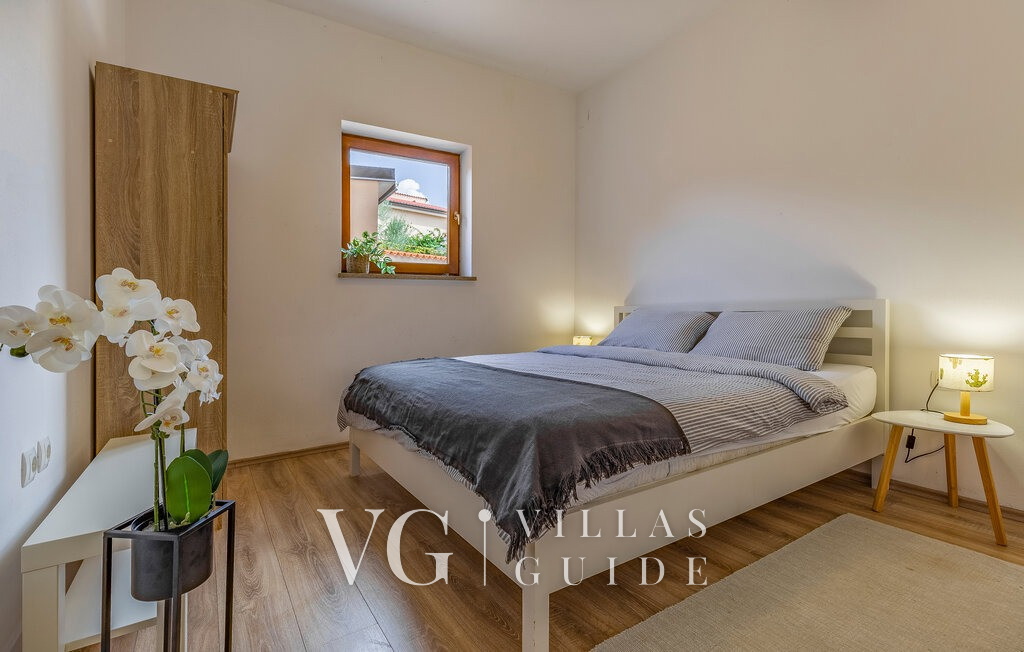 Villa Cissana Bedroom