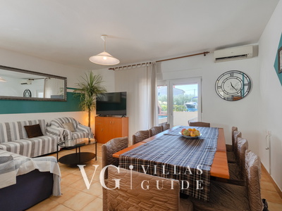 Casa Roza Living room