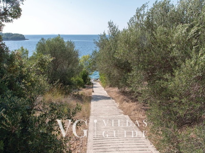 Apartman Mario with pool Garden and property exterior