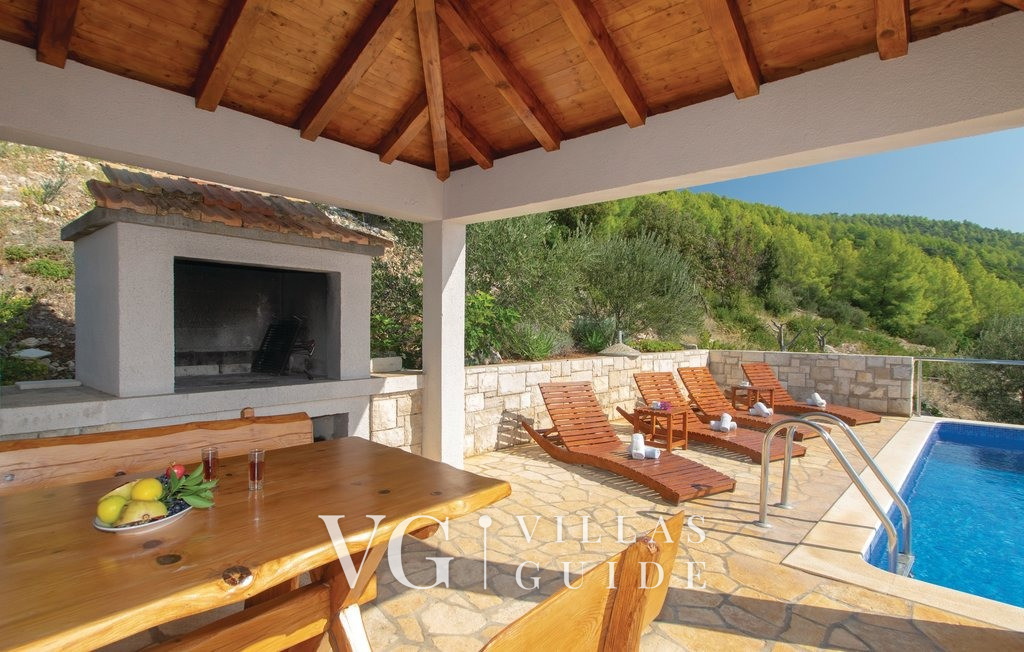 Apartman Mario with pool Additional content