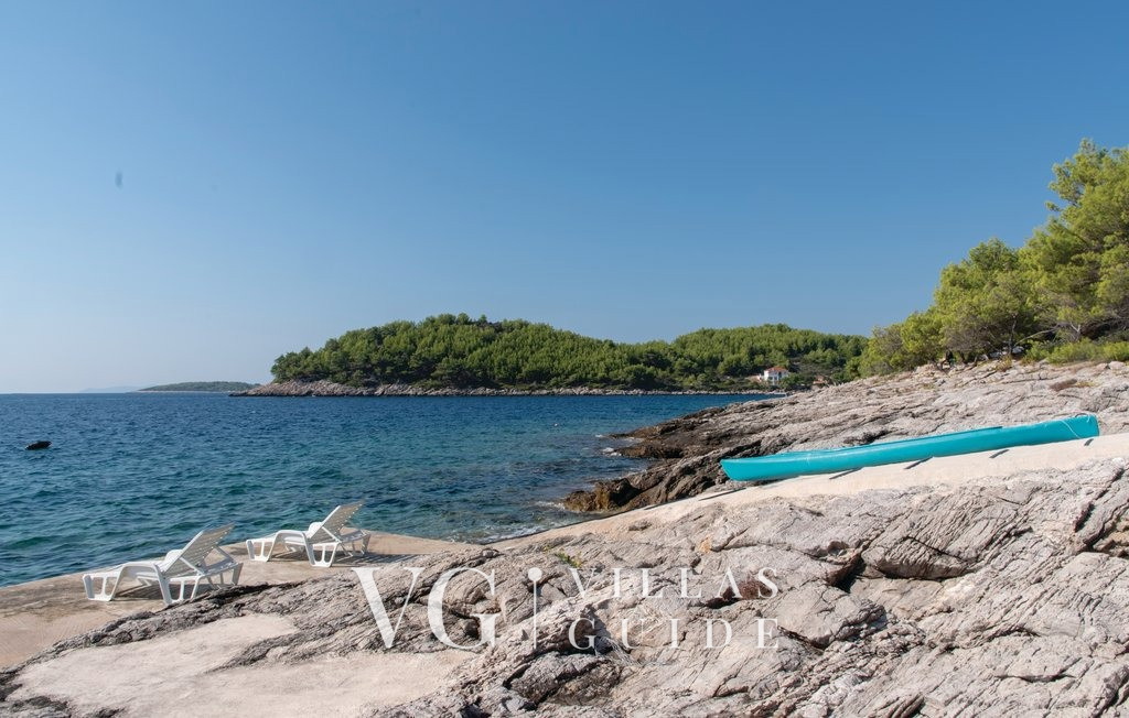 Apartman Mario with pool Garden and property exterior