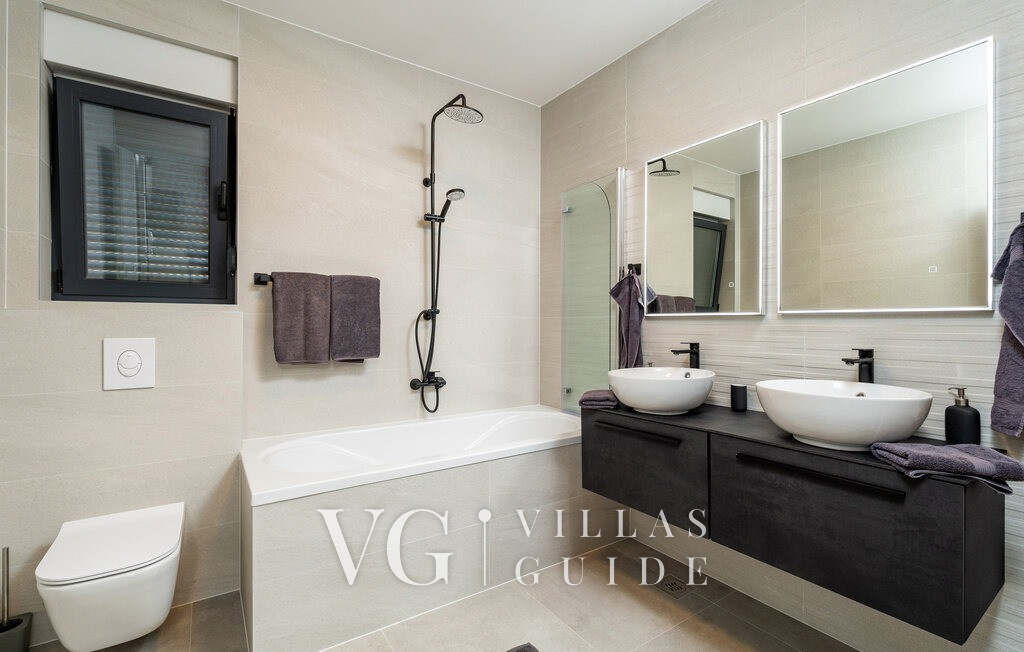 Villa Perfect Dream Bathroom