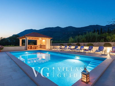 Cypress Paradise Bazen