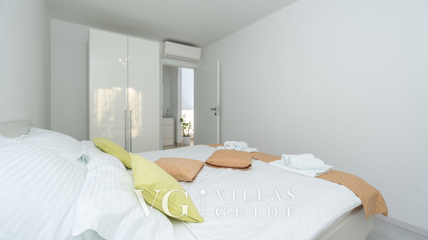 Cypress Paradise Bedroom