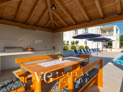 Cypress Paradise Additional content