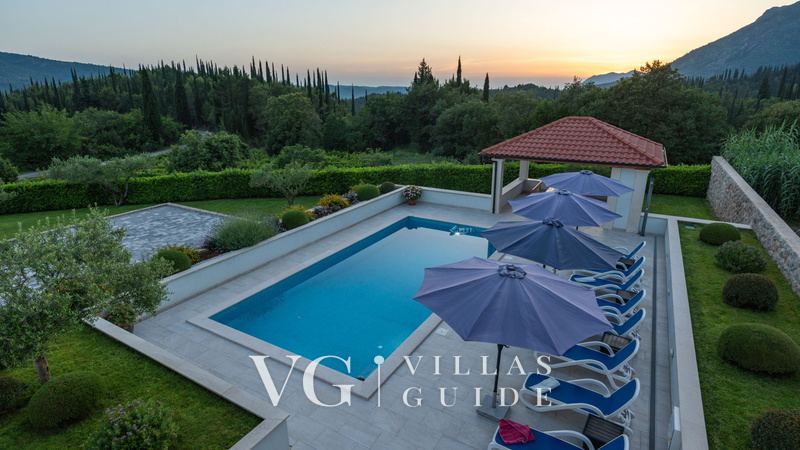 Cypress Paradise Pool