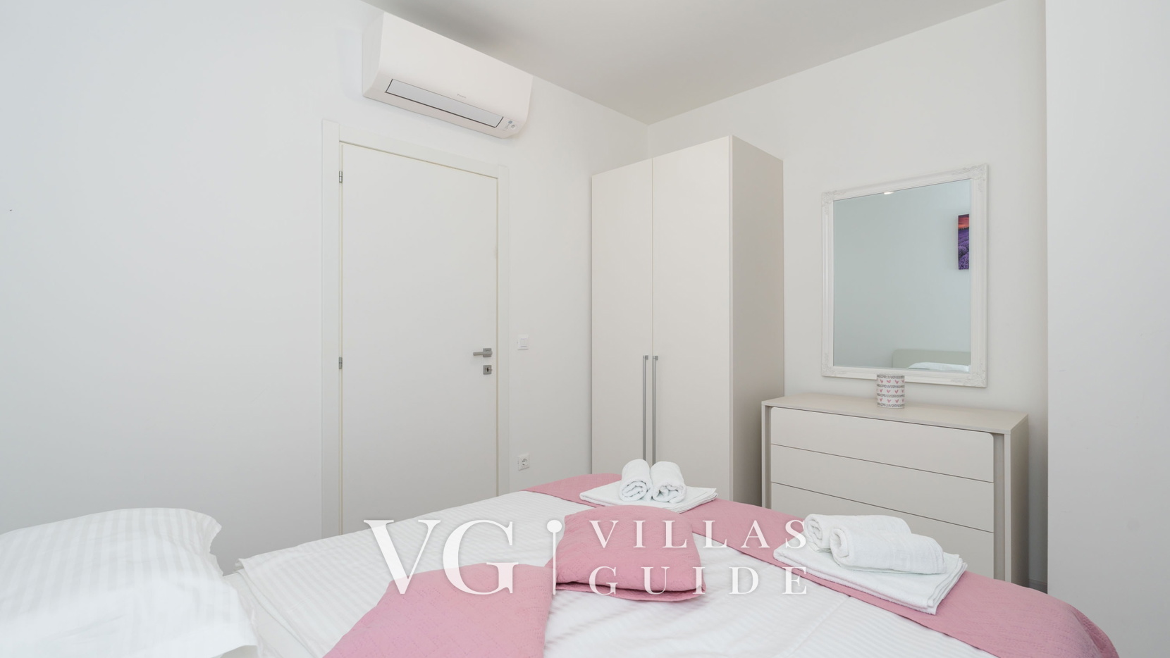 Cypress Paradise Bedroom