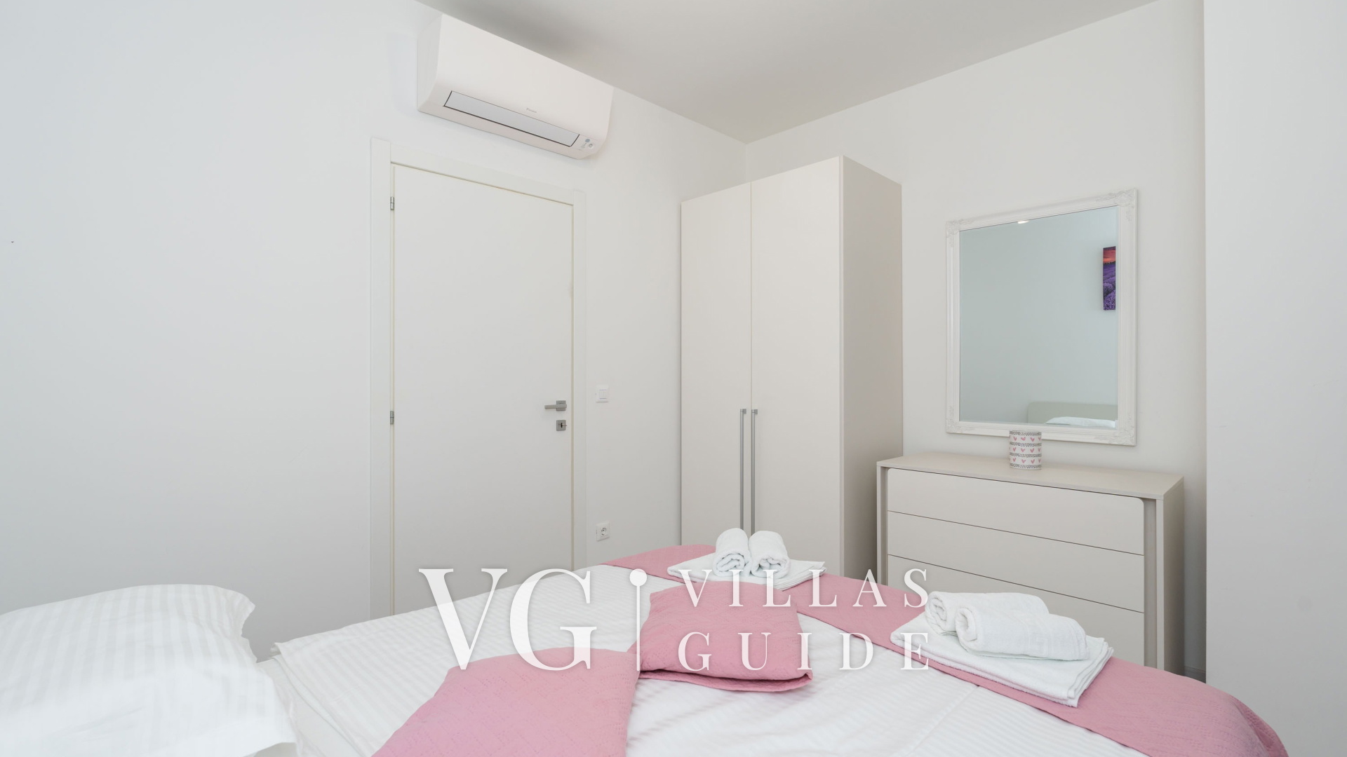 Cypress Paradise Bedroom