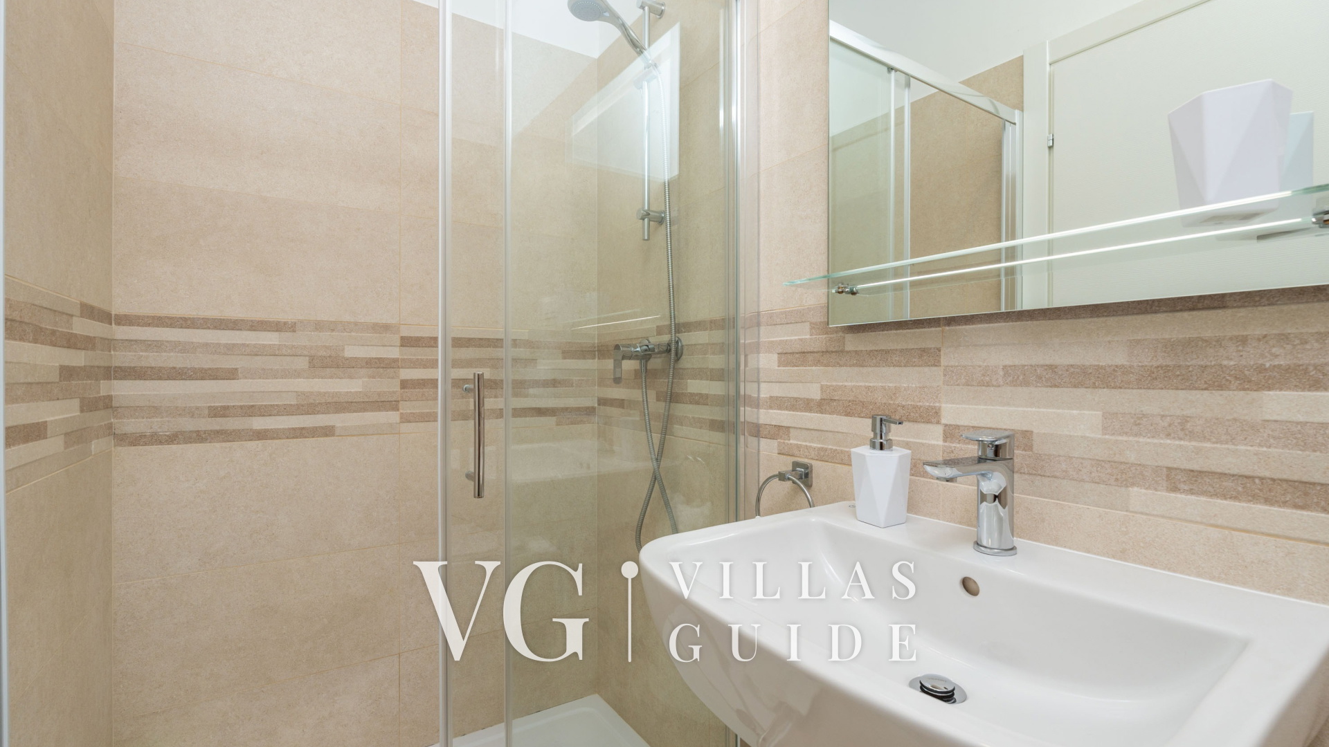 Cypress Paradise Bathroom