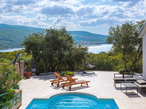 Villa Lucija with pool island Krk