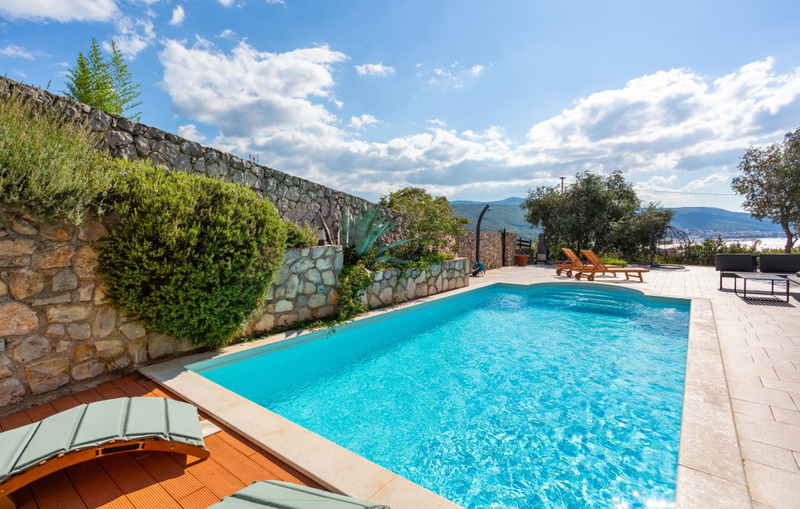 Villa Lucija with pool island Krk