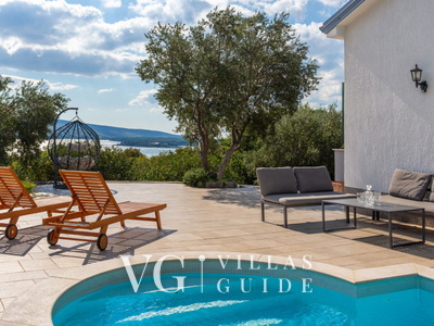 Villa Lucija with pool island Krk