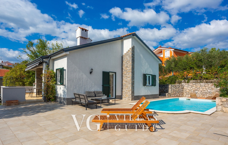Villa Lucija with pool island Krk Dvorište i vanjski dio objekta