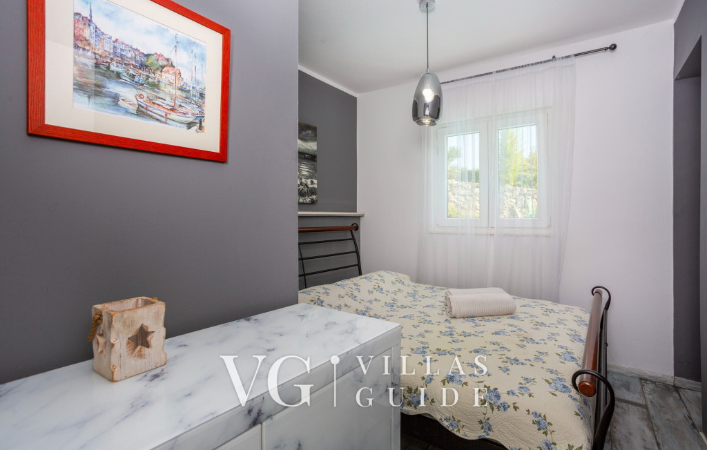 Villa Lucija with pool island Krk Spavaća soba