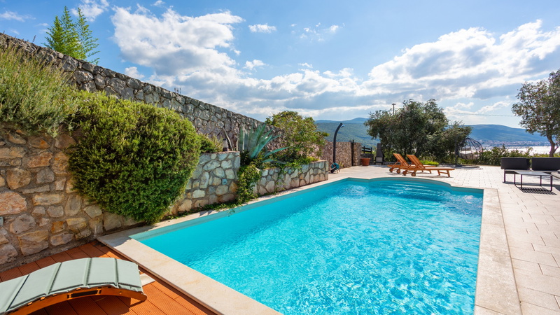 Villa Lucija with pool island Krk