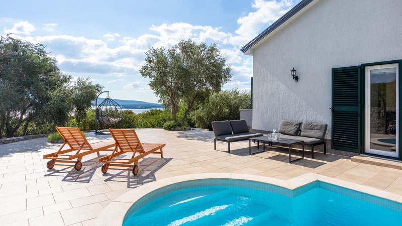 Villa Lucija with pool island Krk