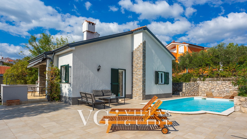 Villa Lucija with pool island Krk Bazen
