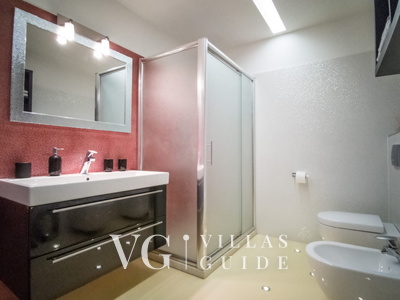 Villa Andrea with pool & whirpool Island Krk Bathroom