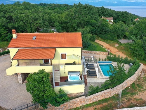 Villa Andrea with pool & whirpool Island Krk