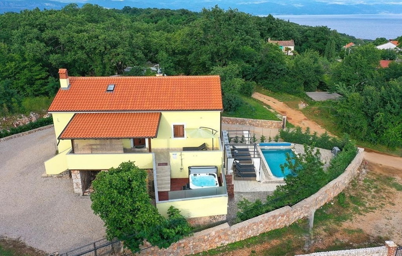 Villa Andrea with pool & whirpool Island Krk
