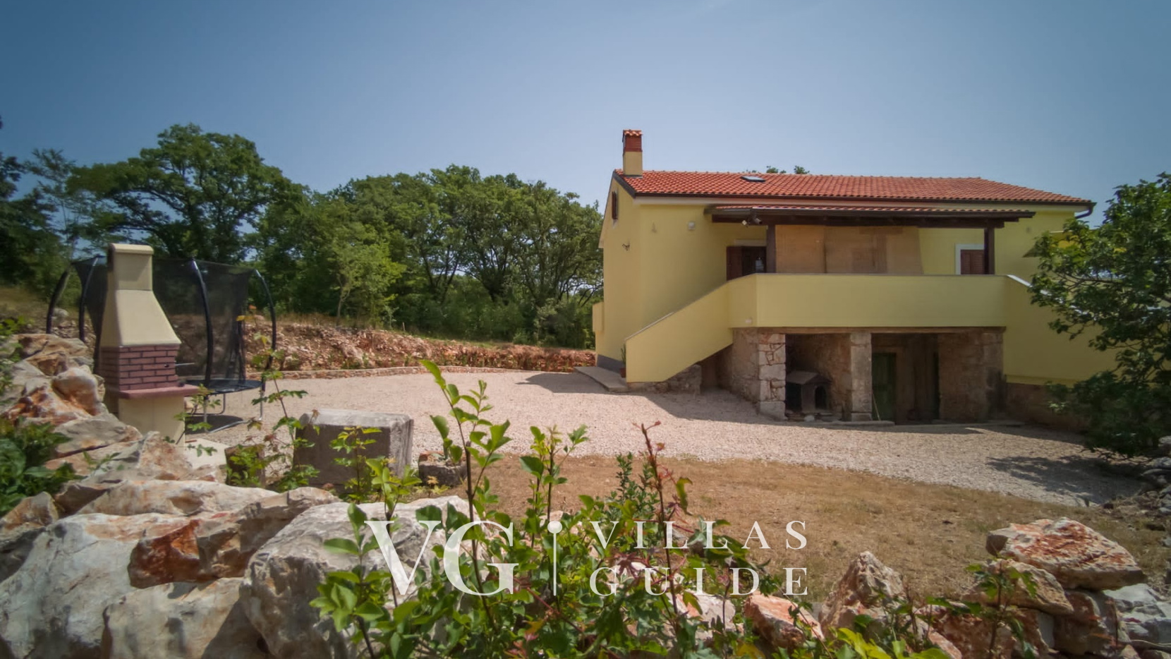 Villa Andrea with pool & whirpool Island Krk Dvorište i vanjski dio objekta