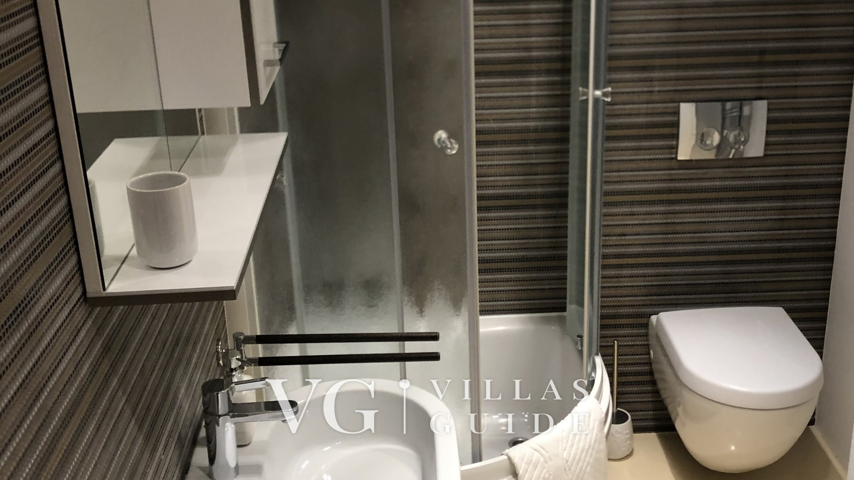 Villa Andrea with pool & whirpool Island Krk Kupaonica