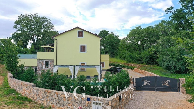 Villa Andrea with pool & whirpool Island Krk Dvorište i vanjski dio objekta