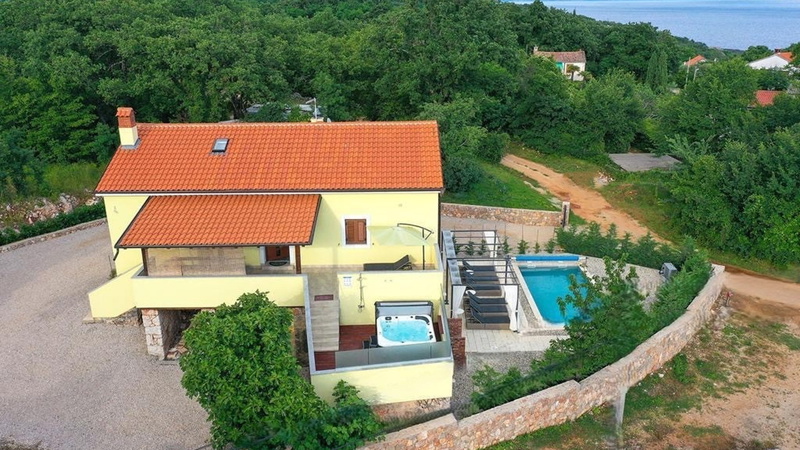 Villa Andrea with pool & whirpool Island Krk