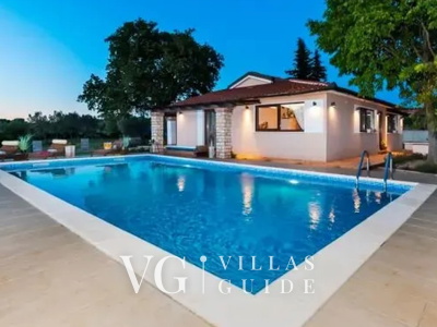 Villa Fauna Garden and property exterior